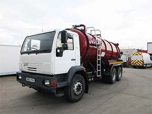 REF 59 - 2003 ERF 3000 gallon Vacuum tanker for sal