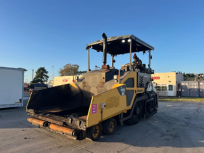 Asphalt paver for sale